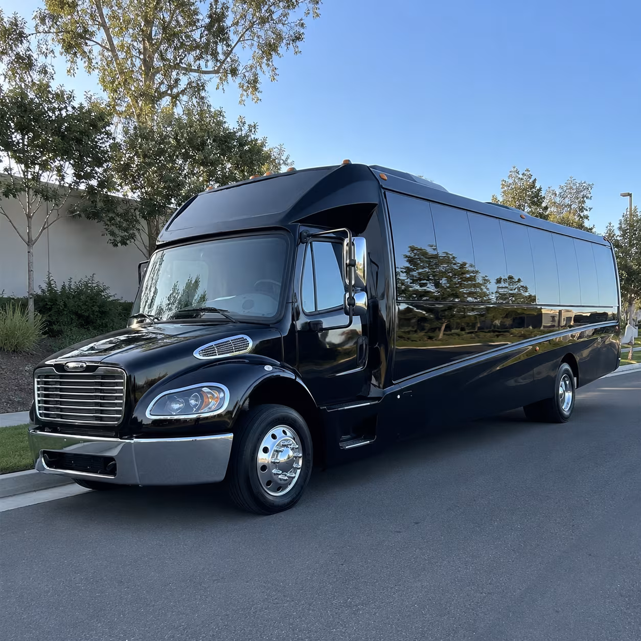 Rent a Bus to Hartford HealthCare Amphitheater