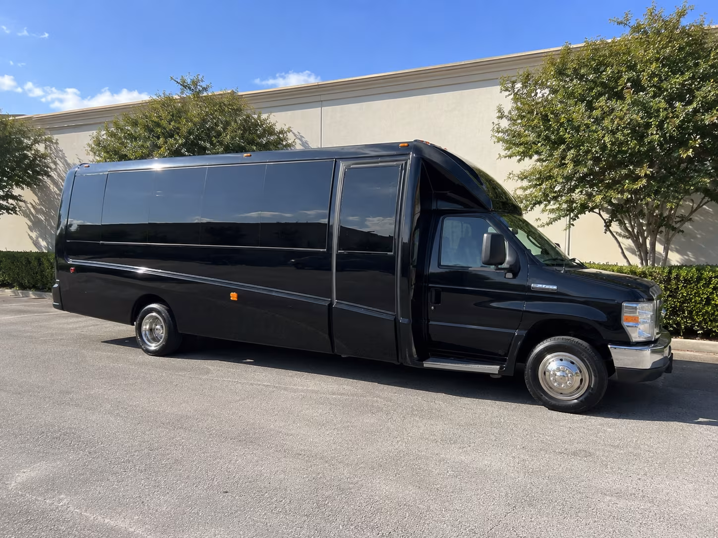 Bridgeport Homecoming & Prom Party Bus Rentals