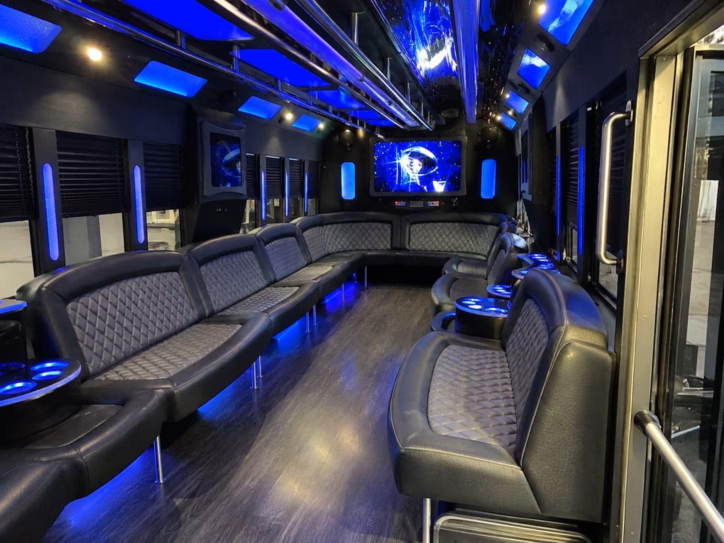 Waterbury Winery Tour & Pub Crawl Transportation